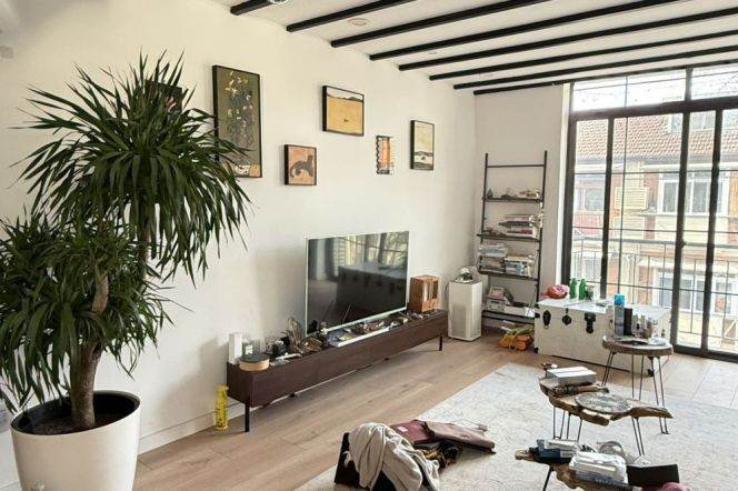 Jiashan rd./West jian guo rd., 2Br 1Balcony 80Sqm, L7/9/12