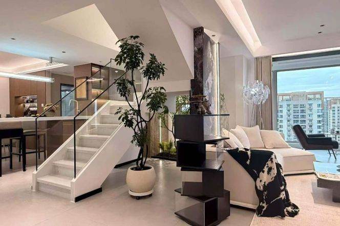 modern 5brs penhouse with floor heating big terrace near century park 