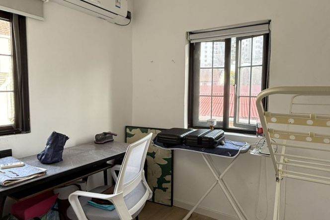 Jiashan rd./West jian guo rd., 2Br 1Balcony 80Sqm, L7/9/12