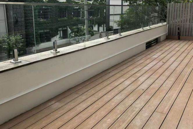 2 Brs, 2 Baths with Private Terrace/Floor heating/Dish washer, 120 sqm @ Changping metro L7