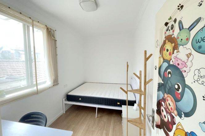 Valuable Fuxing/Baoqing Rd NR Iapm 2BR with Balcony 9.5K 