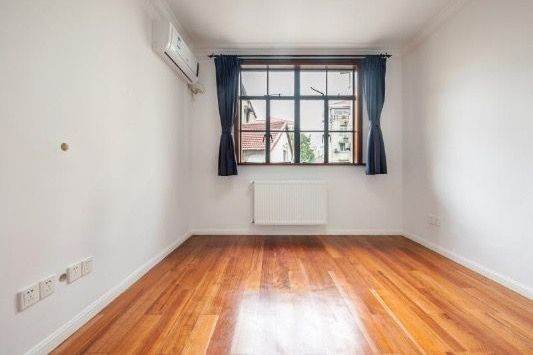 iAPM, South Shaanxi Road Metro Station, 2-bedroom at Yongkang Road, whole house wall heating