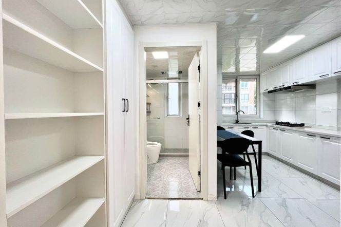 Elevator 2Brs/1Lr/1Bt apt nr Hanzhong rd,M1/12/13