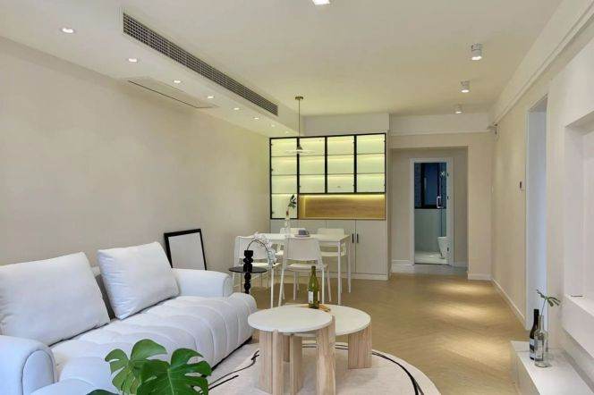 Spacious one bedroom elevator Apt+central AC+oven @ Zhongshan Park