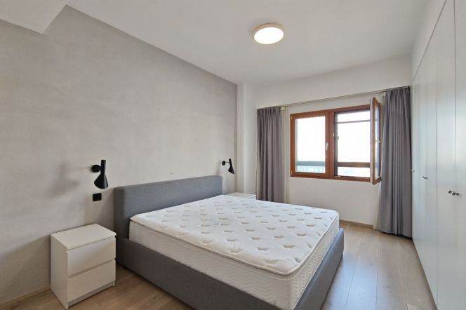 modern 3brs floor heating open balcony in perfect location near Wu kang road library 
