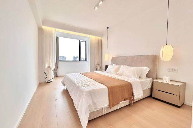 2br jiashan rd station