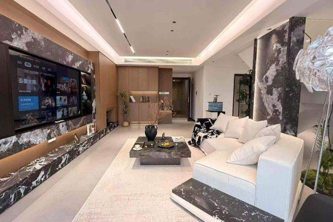 modern 5brs penhouse with floor heating big terrace near century park 