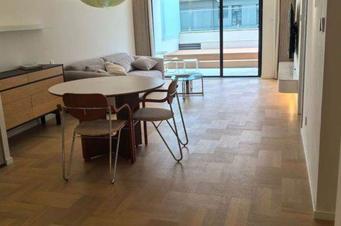 2 Brs, 2 Baths with Private Terrace/Floor heating/Dish washer, 120 sqm @ Changping metro L7