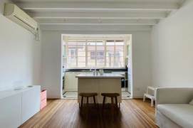 Classic 2br/2bt Apt with terrace