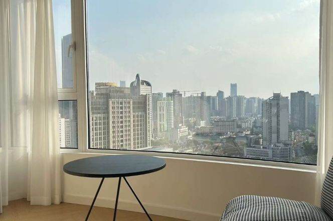 2 Brs, 2 Baths, Floor heating/Dish washer/Gym/Swimming pool, 130 sqm @ Changping metro L7