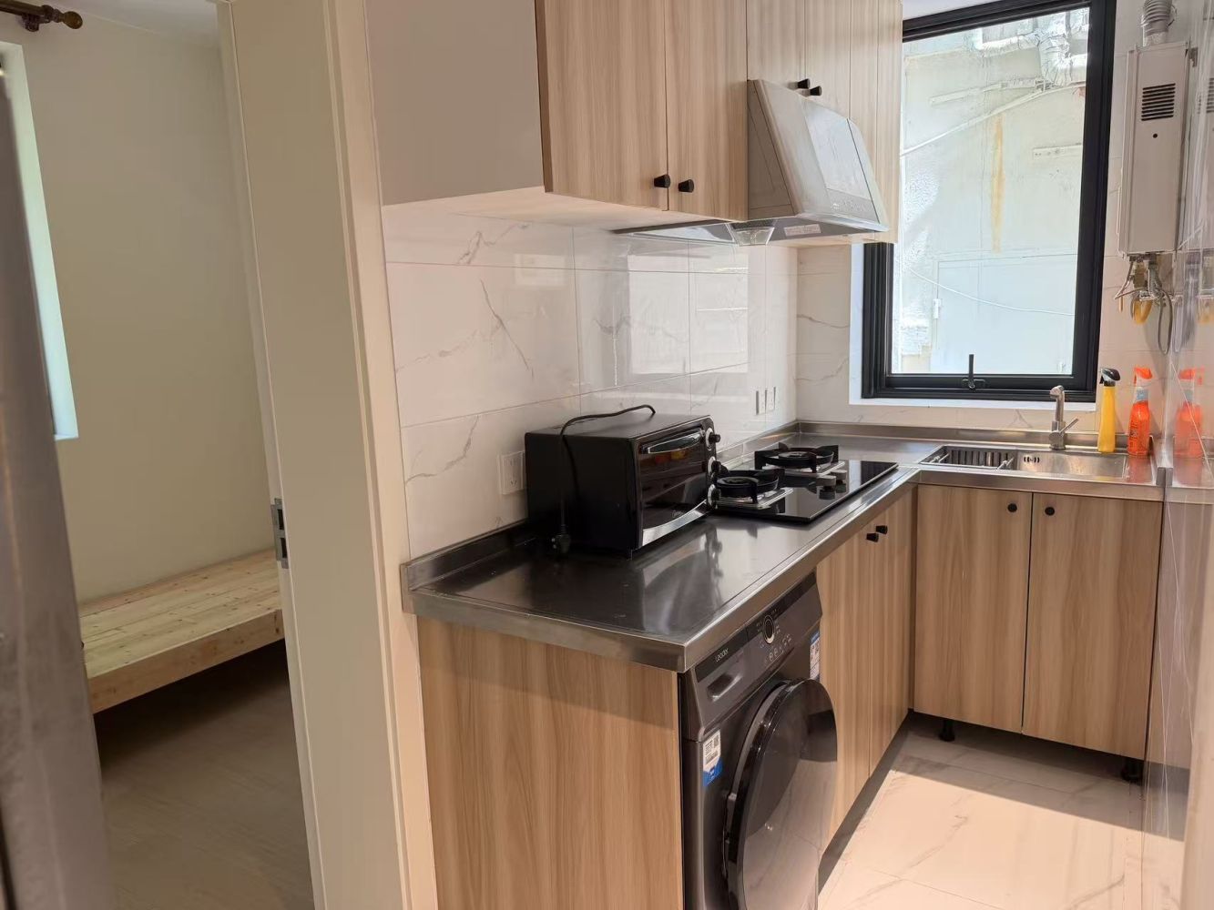 1BR near line 1 Heng'shan Rd and line 10 Shanghai Library metro