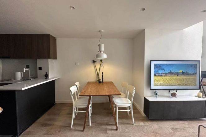 Elevator: 2BR – Service apartment; 6 minutes to Line 14 – Wuding Road