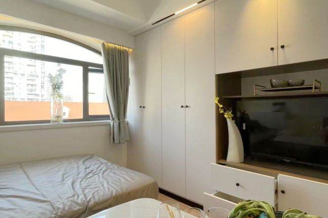 Really Cozy&Modern Elevator 1Bdr 1Bath Apt+Jing An Temple/Large Closet+Clean Corridor