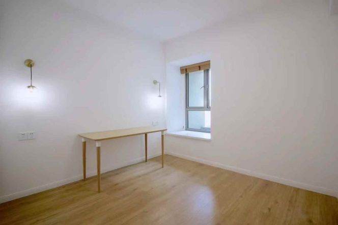 2BR 2TH w/ Balcony near ChangPing Rd M7