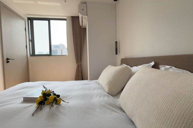 Spacious-Fashion-lift-1Br-Nr Huadong Jiaotong uni-Caoyang rd/Putuo area/L3/4/11/13/14