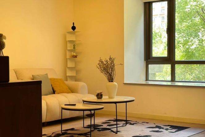 Modern 2brs with floor heating and balcony in Gubei