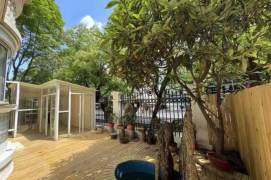 3 Brs, 2 Baths with Yard/Floor heating/Central ac/Dryer, 140 sqm @ Lianhua metro L1