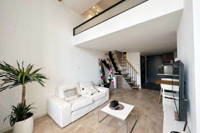 Elevator: 2BR – Service apartment; 6 minutes to Line 14 – Wuding Road