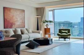 Premium  Bund Sightseeing and River-view   Luxury Flat | Full Heating & Central Air-con 