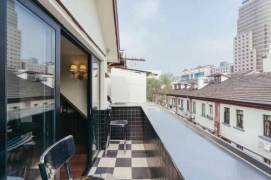 South Shanxi Rd Station Loft 2Br/2Bath with Open Balcony Line1/10/12/13