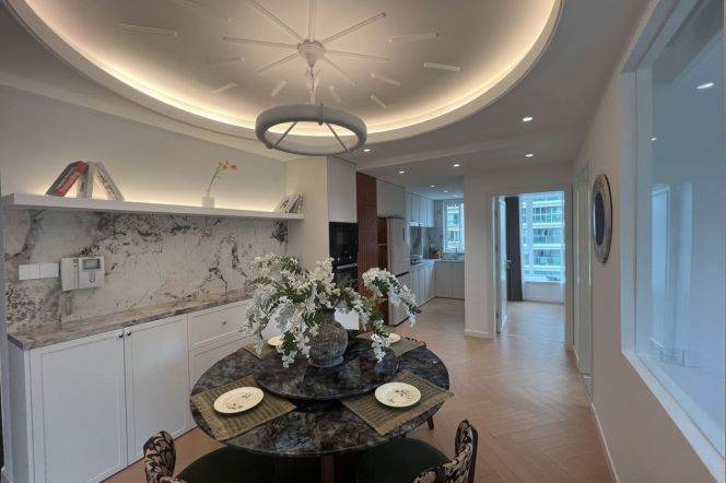 Xujiahui Premium 3-Bedroom Apartment   Excellent View | Well-equipped Interior