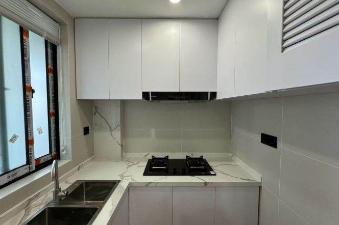 6.5k Brand new 1Br with floor heating Nr Zhenping Rd.line3/4/7