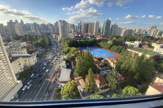 Newly Renovated 3BR 2BA 160m² in the Edifice@Jiangsu Rd Station