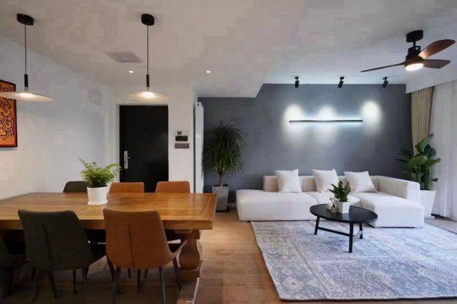 19k Stylish 2Br 2Bathr with open balcony Nr Suzhou River close to Wuning Rd.line13/14