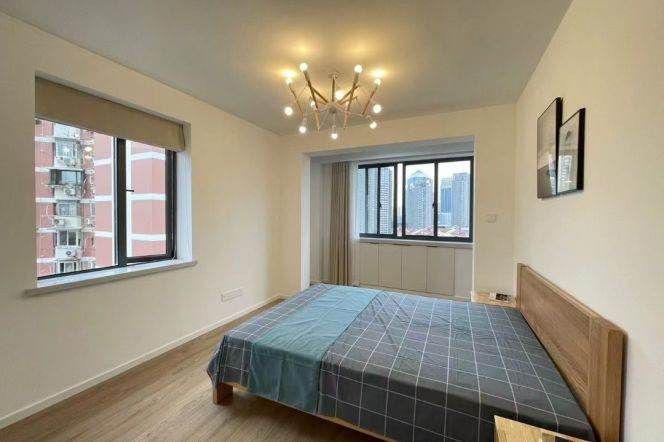 10.2k Cozy 2Br with floor heating Nr The Suzhou Creek close to longde Rd.line11/13