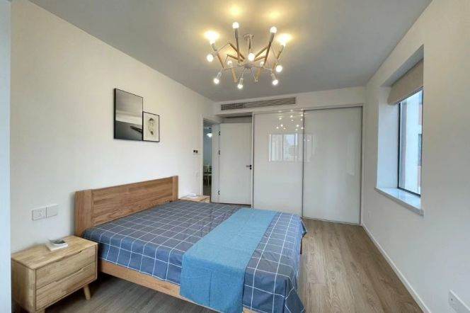 10.2k Cozy 2Br with floor heating Nr The Suzhou Creek close to longde Rd.line11/13