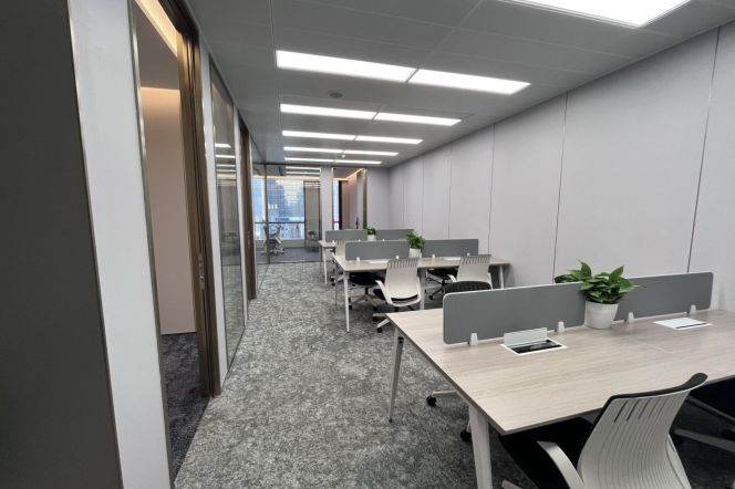 Fully Furnished Office nr the Bund & YuYuan Garden M10/14