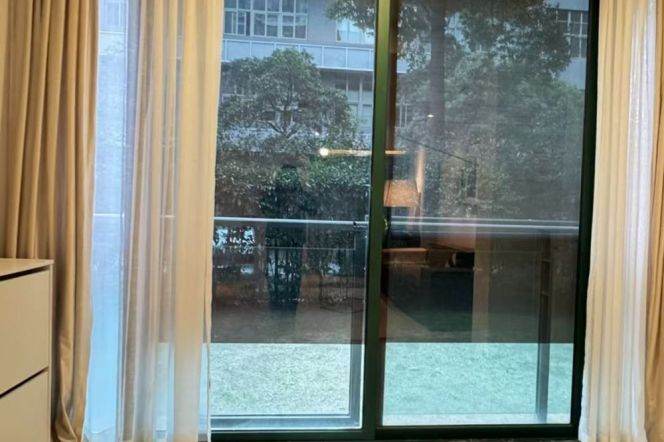 Renovated 3br with floor heating,with green yard,  parking