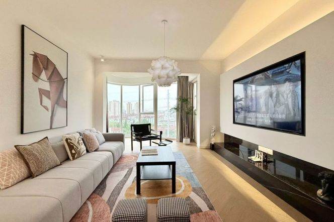  3BR 2Bath • 150sqm • Central A/C & Floor Heating • Close to Weining Road Station  