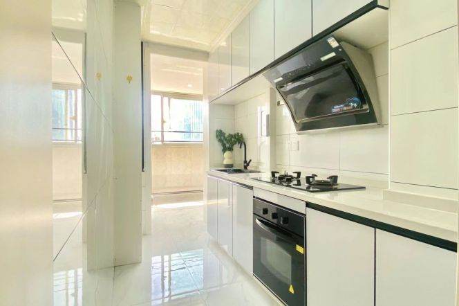 Excellent 2bedrooms elevator apt+oven+dryer@L7/13 Changshou Rd