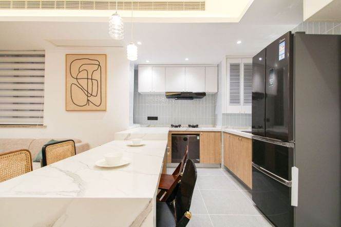 Elevator 2BR-Tianyaoqiao Road - 3 minutes to Line 4 - Shanghai Stadium