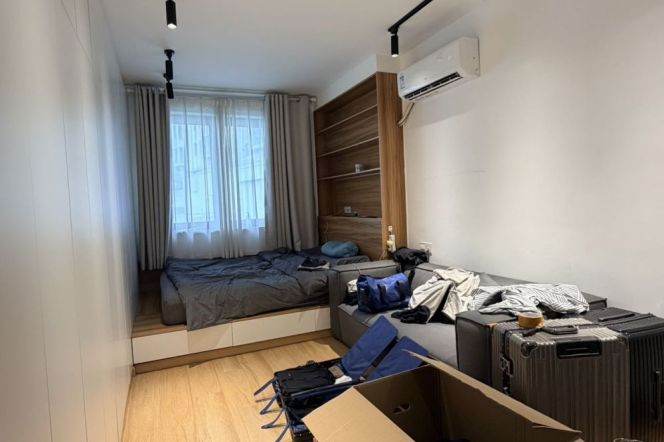great value-ample storage - bright - line 2/11 Jiangsu Road 