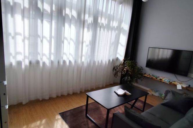 Cozy bright 1Br w. big Wardrobe Changshu Rd Station