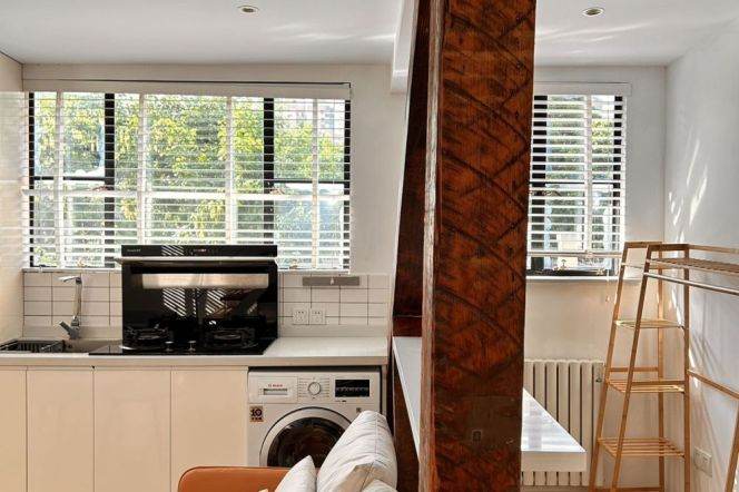Fully furnished Loft 1Br Wall heating@S. Shaanxi Rd Station