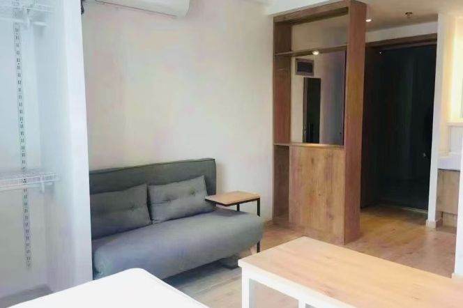 1Studio near line 18 Shanghai Uni of Finance and Economis can long and short term lease