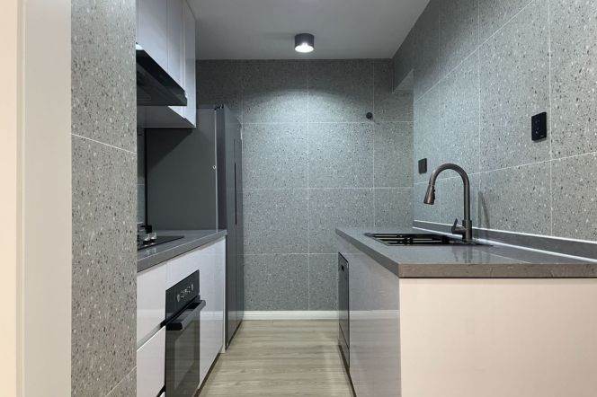modern duplex 3brs floor heating nice view near Jing an temple only 19K