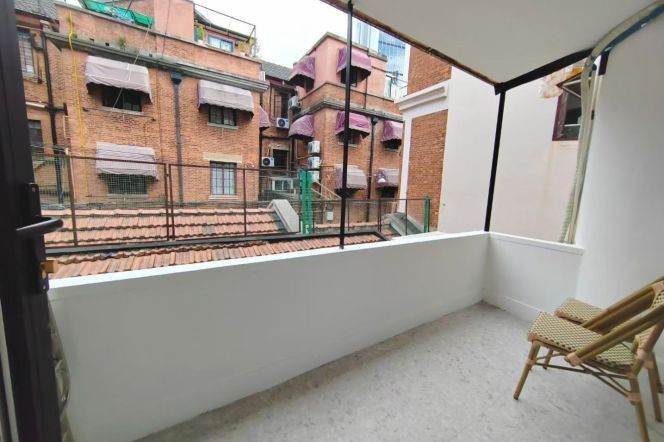 Cozy 1br Nr west Nanjing road M2/12/13