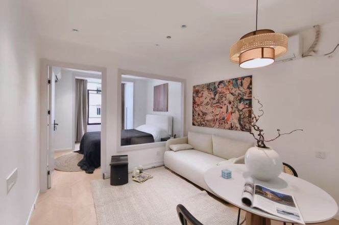 Cozy 1Br furnished w. Oven Hongqiao Yishan Rd Station