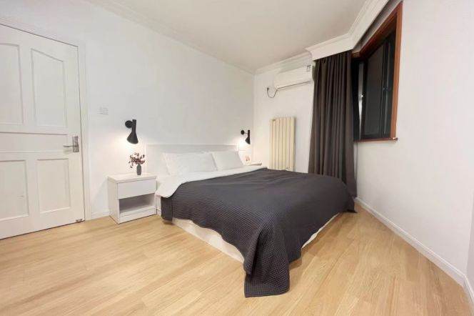 Spacious 2Br w. Big L/R Wall Heating 
