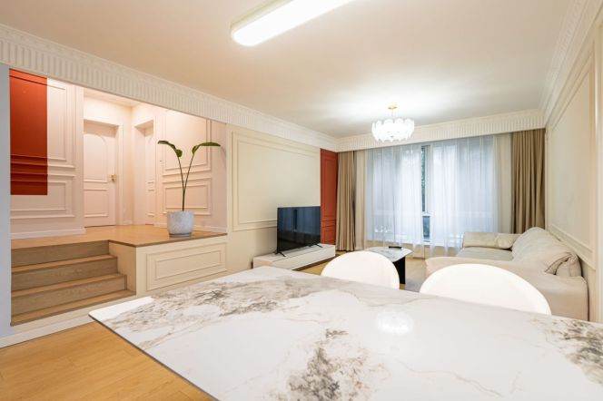 Spacious 3Br/2Lr/2Bt Close to L10/11 Jiaotong University Metro Station 