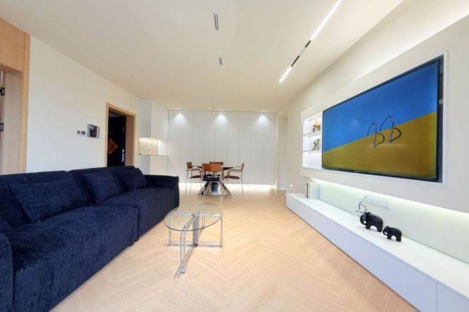 (w)nanjing rd new decoration 2BR/2baths@L2/12/13