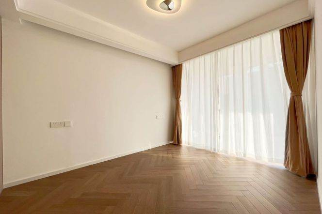 Changping Rd metro/2br2bt/central AC/floor heat/oven/dishwasher