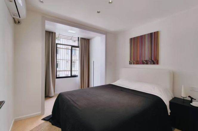 Cozy 1Br furnished w. Oven Hongqiao Yishan Rd Station