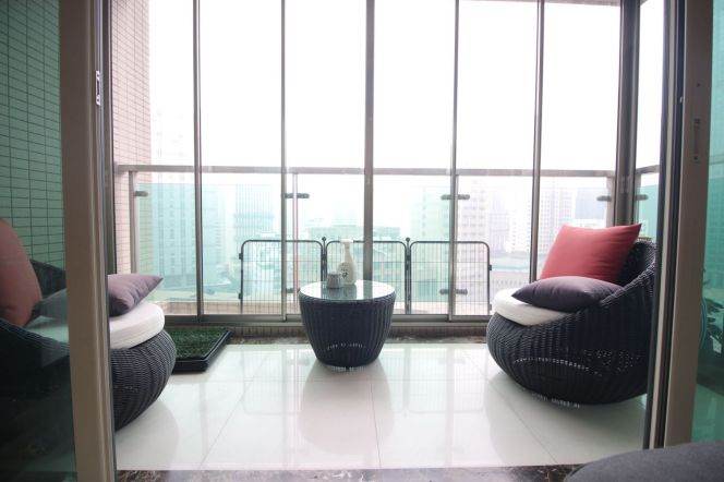 Modern decoration 2brs with floor heating and balcony in Jing an,