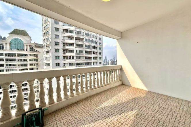 Floor heating 3BR APT Balcony  dishwasher IAPM 34k