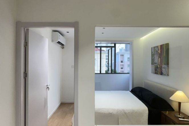Caobao rd/Modern 1br 1lr/cozy&clean/bright room/Great value
